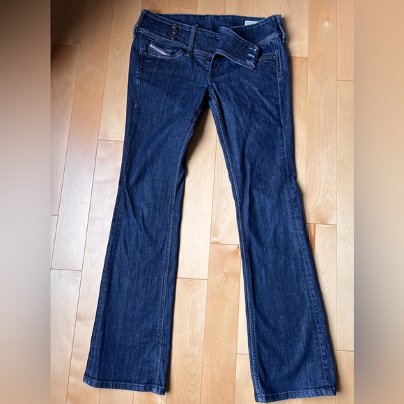 Sold !! Diesel Cherock slim bootcut, size 30X32 Dark Blue - Picture 2 of 10